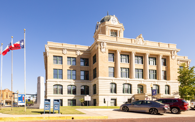 The historic Cooke County Courthouse in Gainesville, Texas, USA – Gainesville, cheap car insurance in Texas