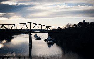 Elevated railroad over the river in Tuscaloosa – Tuscaloosa, cheap car insurance in Alabama